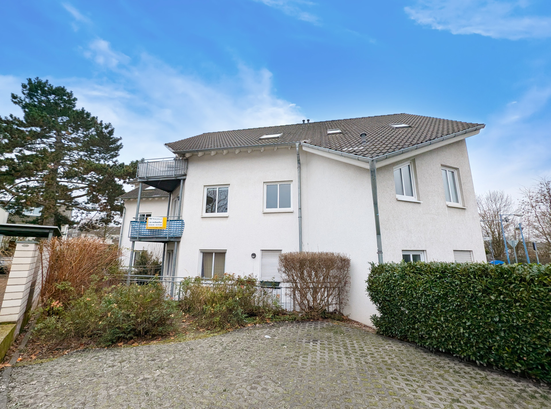 6373205e-4a7a-4ad4-bb3e-66871ba504c3